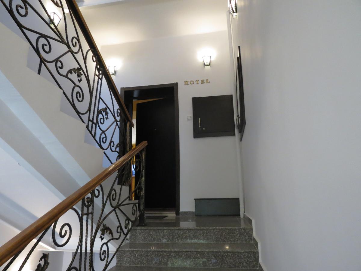 Your Home Hotel Tbilisi Eksteriør billede
